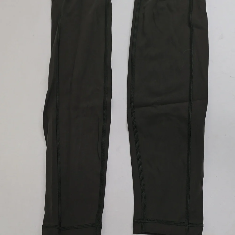 Lululemon Speed Up Tight *Full-On Luxtreme 28